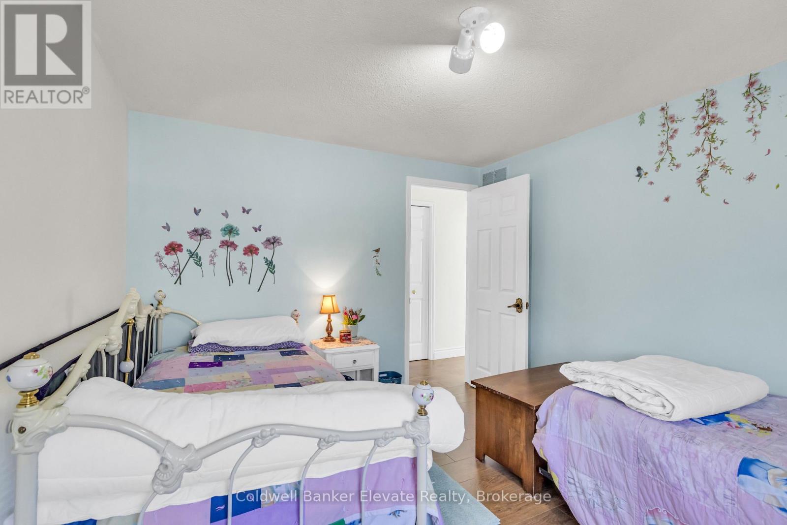 359 Lexington Road, Waterloo, Ontario  N2K 2J9 - Photo 28 - X13224894