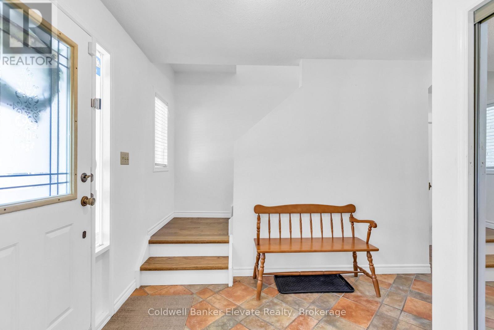 359 Lexington Road, Waterloo, Ontario  N2K 2J9 - Photo 5 - X13224894