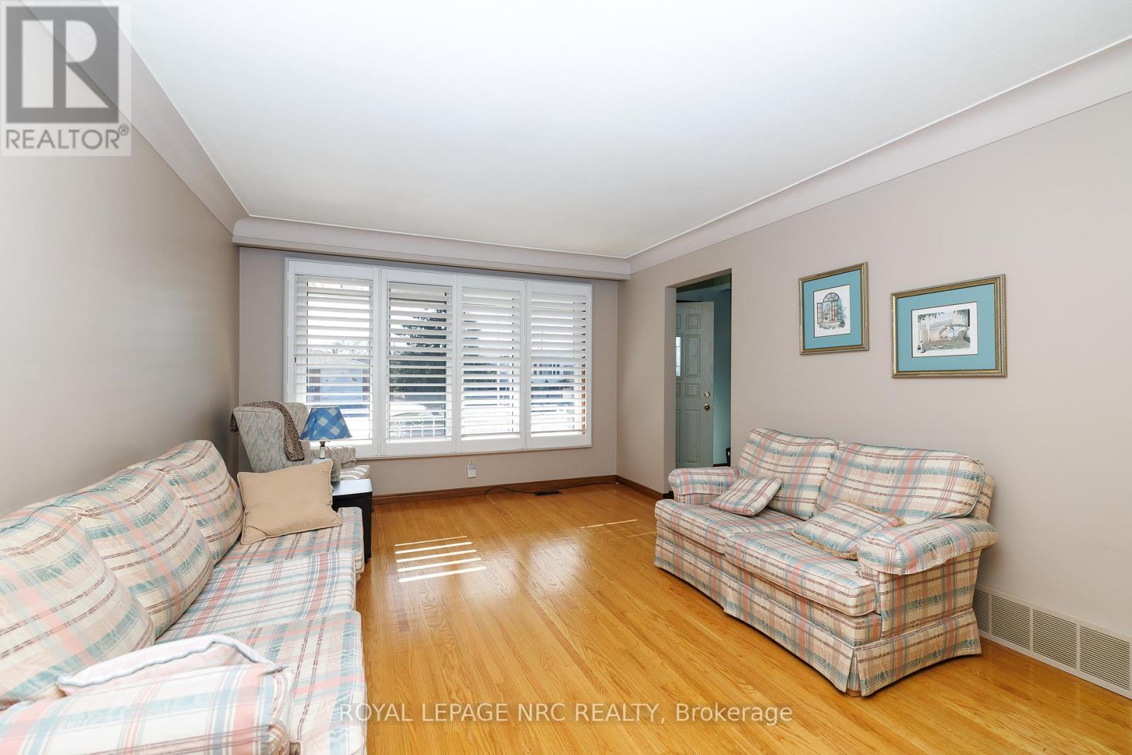 38 Rivercrest Road, Hamilton, Ontario  L8E 1M9 - Photo 5 - X13225046