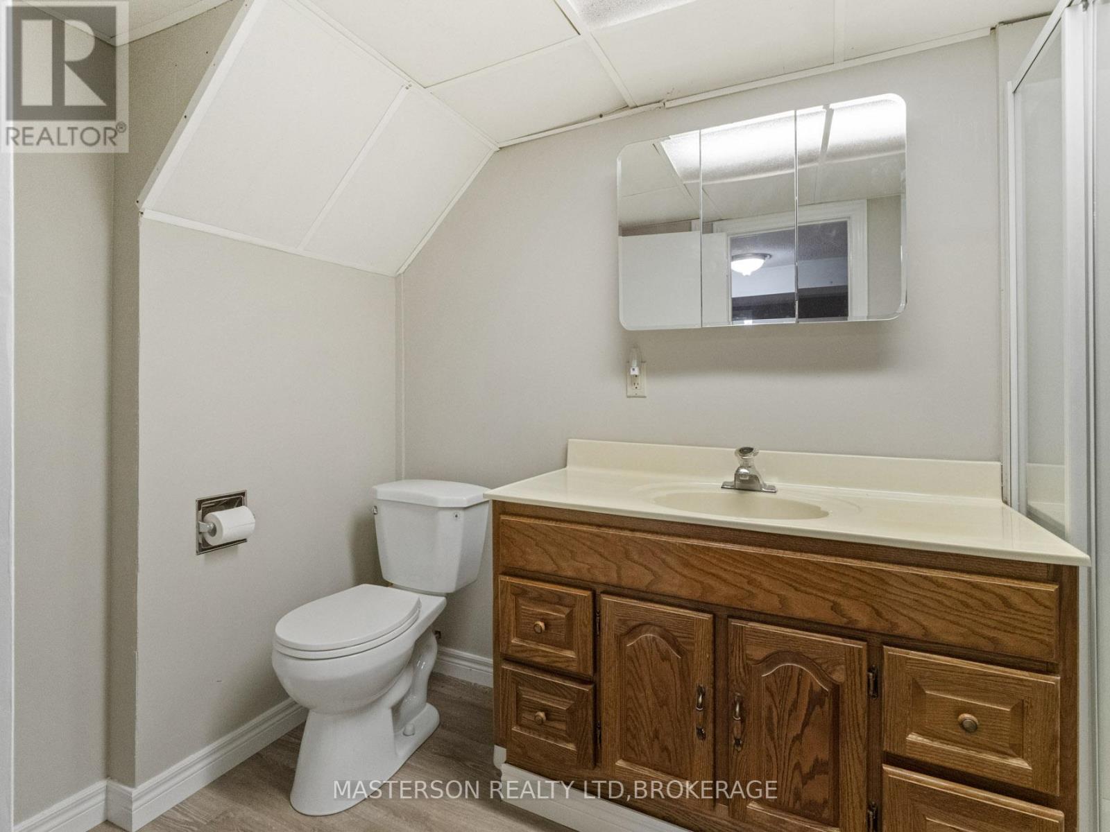 5 Burdy Drive, St. Catharines (Grapeview), Ontario  L2S 2Z1 - Photo 24 - X13225088