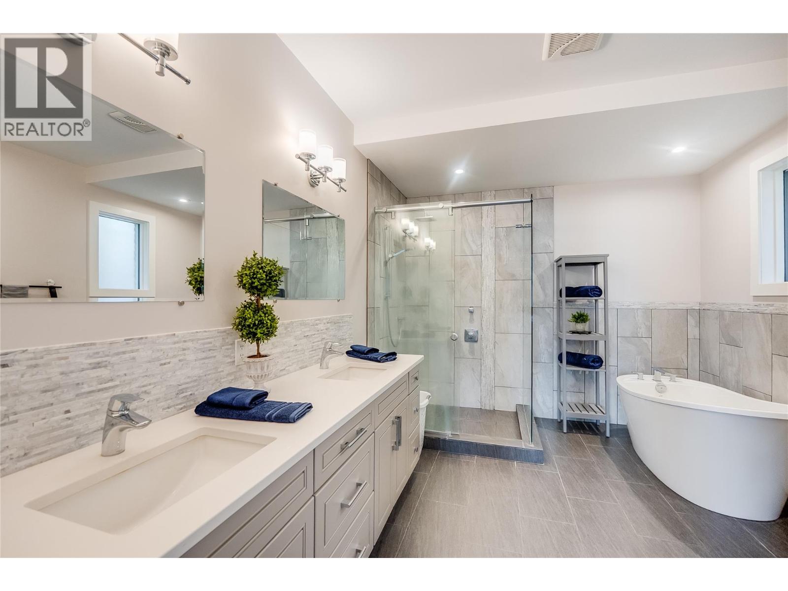 2614 3a Highway, Nelson, British Columbia V1L 6K9 - Photo 33 - 10388636