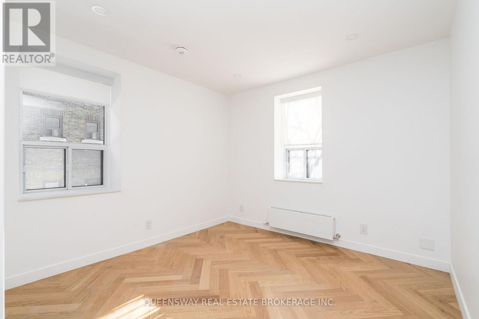 102 - 110 Wellesley Street E, Toronto, Ontario  M4Y 1J1 - Photo 10 - C13225002