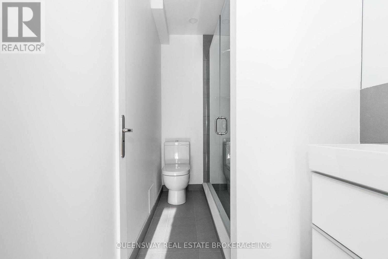102 - 110 Wellesley Street E, Toronto, Ontario  M4Y 1J1 - Photo 17 - C13225002