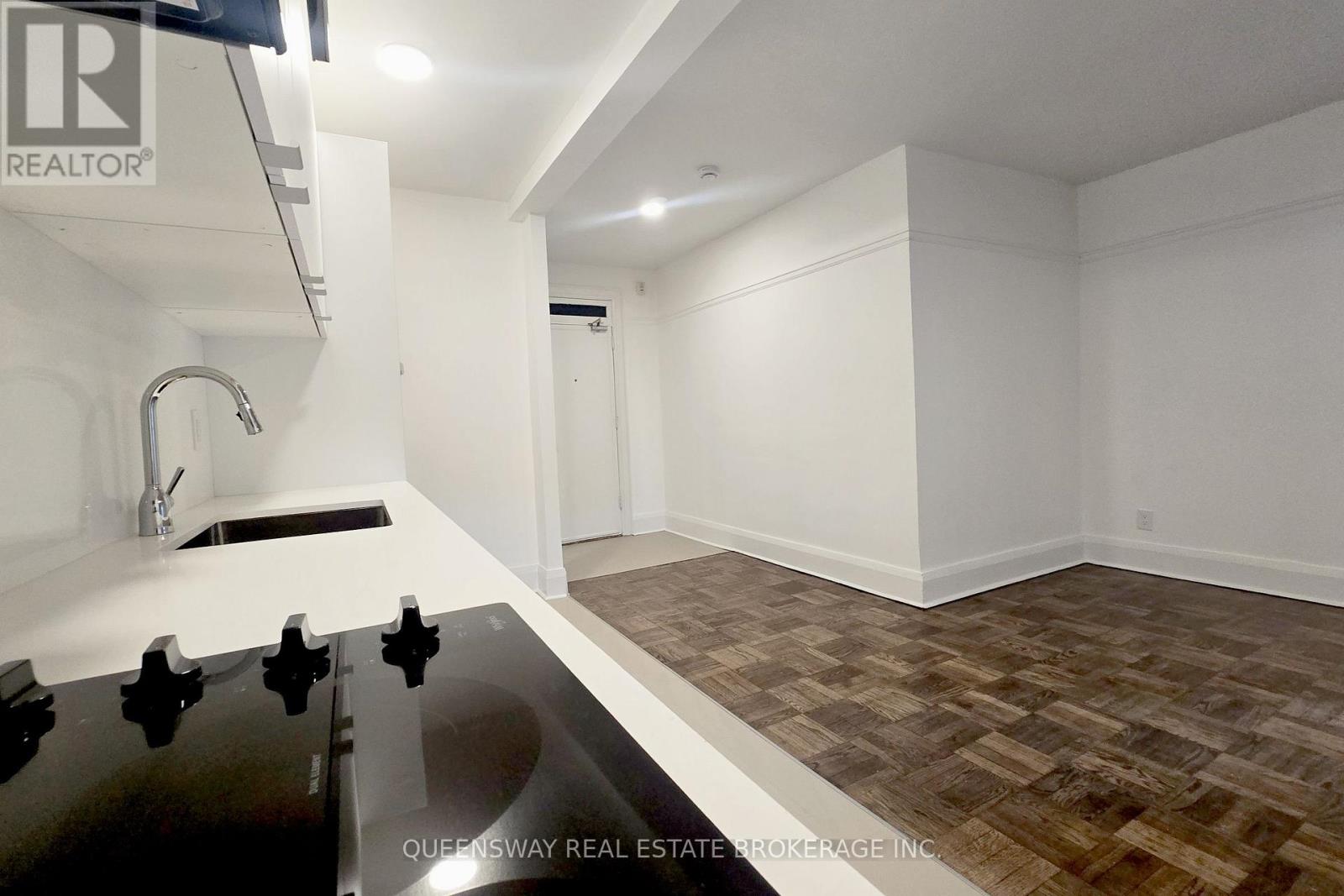 508 - 110 Wellesley Street E, Toronto, Ontario  M4Y 1J1 - Photo 4 - C13225006