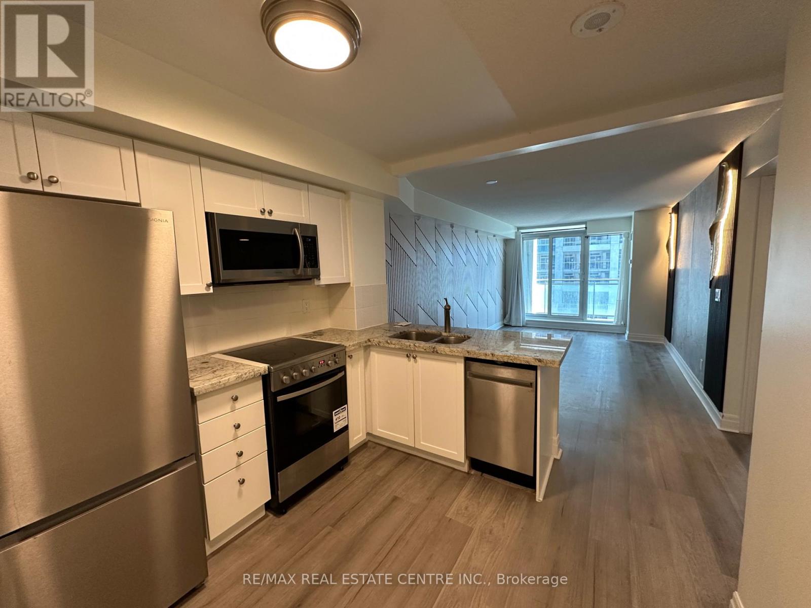 816 - 2121 Lake Shore Boulevard W, Toronto, Ontario  M8V 4E9 - Photo 4 - W13170232