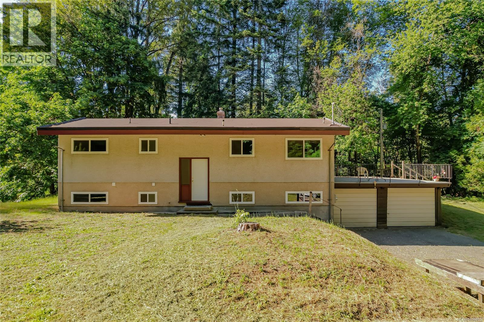 3246 Gibbins Rd, Duncan, British Columbia
