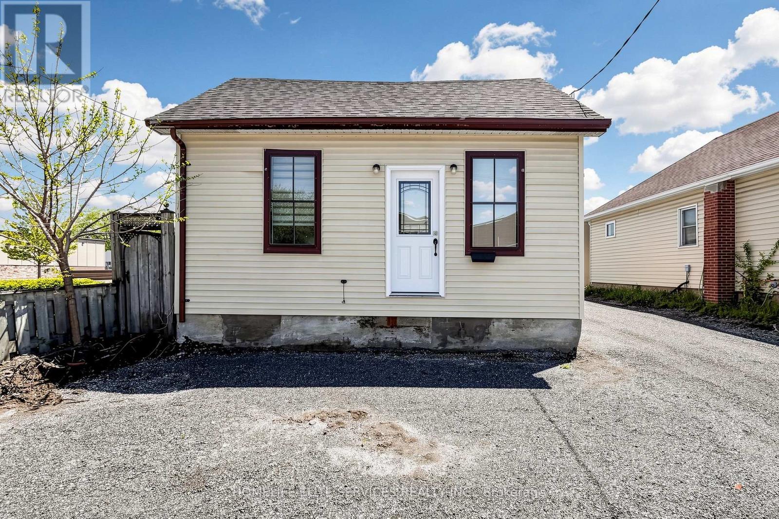 223 Bloor Street E, Oshawa, Ontario  L1H 3M3 - Photo 35 - E13224998