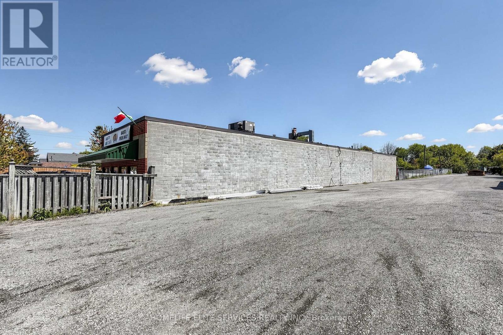 223 Bloor Street E, Oshawa, Ontario  L1H 3M3 - Photo 37 - E13224998