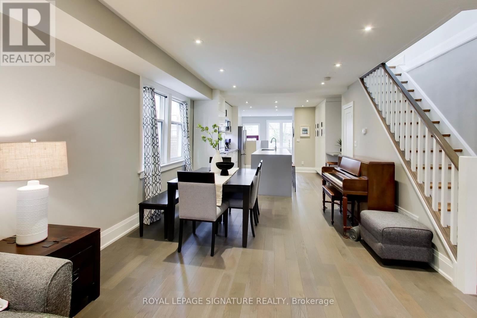 259 Torrens Avenue, Toronto, Ontario  M4J 2P6 - Photo 4 - E13225058