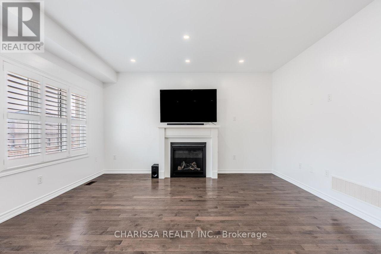 Main - 1334 Apollo Street, Oshawa, Ontario  L1K 3E6 - Photo 4 - E13225078