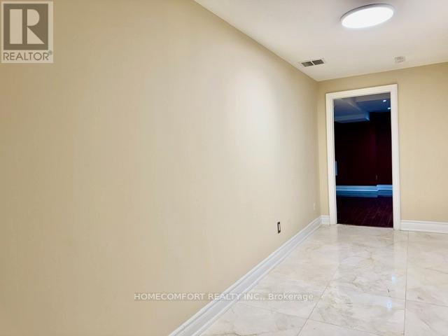 Bsmt - 122a Clarendon Drive, Richmond Hill, Ontario  L4B 3W2 - Photo 4 - N13224992