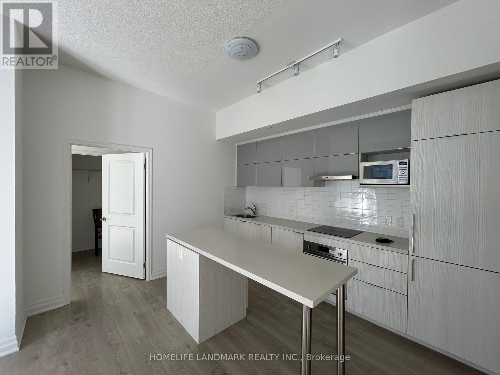 Ph710 - 18 Rouge Valley Drive W, Markham, Ontario  L6G 0H1 - Photo 11 - N13225084
