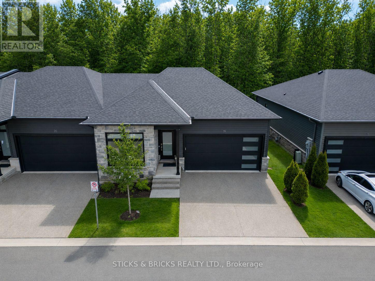 19 - 9150 Willoughby Drive, Niagara Falls, Ontario  L2G 0Z5 - Photo 2 - X13037800