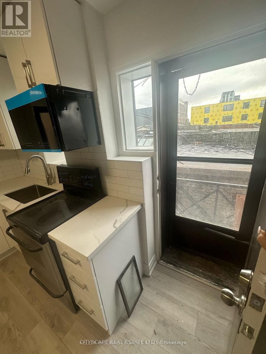 UNIT 2 - 1710 ST CLAIR AVENUE W, Toronto, Ontario