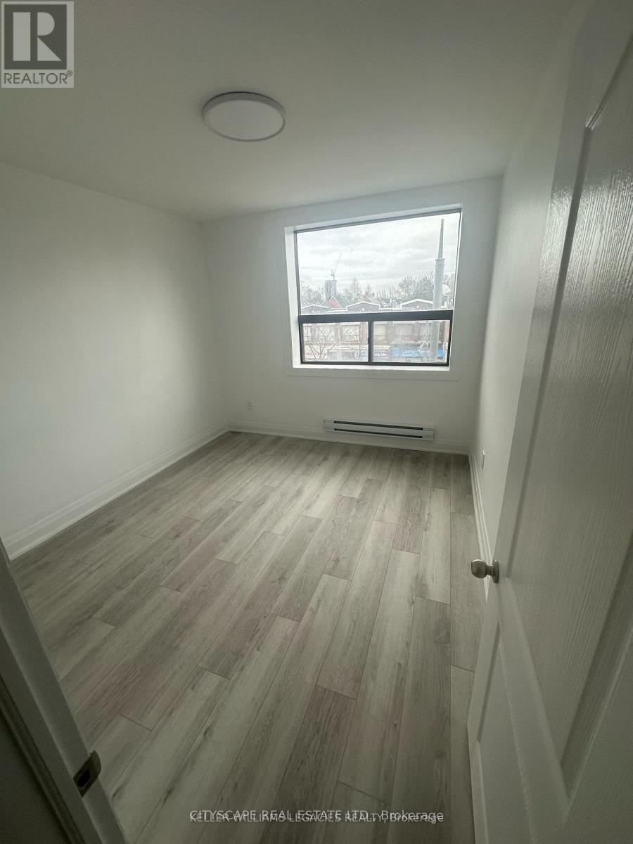 Unit 2 - 1710 St Clair Avenue W, Toronto, Ontario  M6N 1J1 - Photo 16 - W13225034