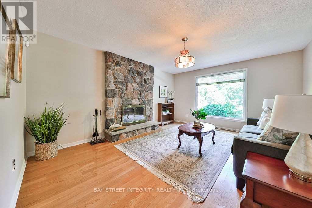 1330 Grand Boulevard, Oakville, Ontario  L6H 2X6 - Photo 8 - W13225080
