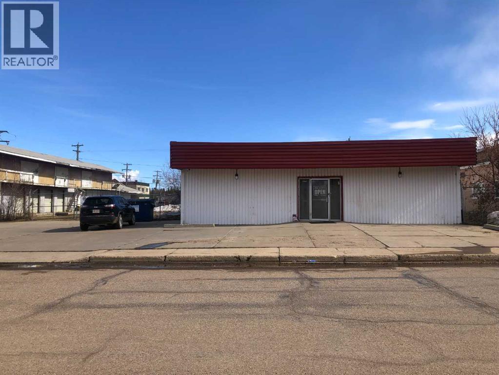 10005 99 Street, High Level, Alberta  T0H 1Z0 - Photo 1 - A2211881
