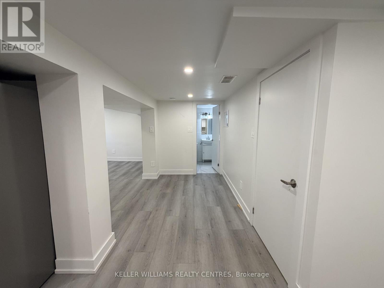 Lower - 9 Sanderson Road, Toronto, Ontario  M9V 1C6 - Photo 11 - W13162834