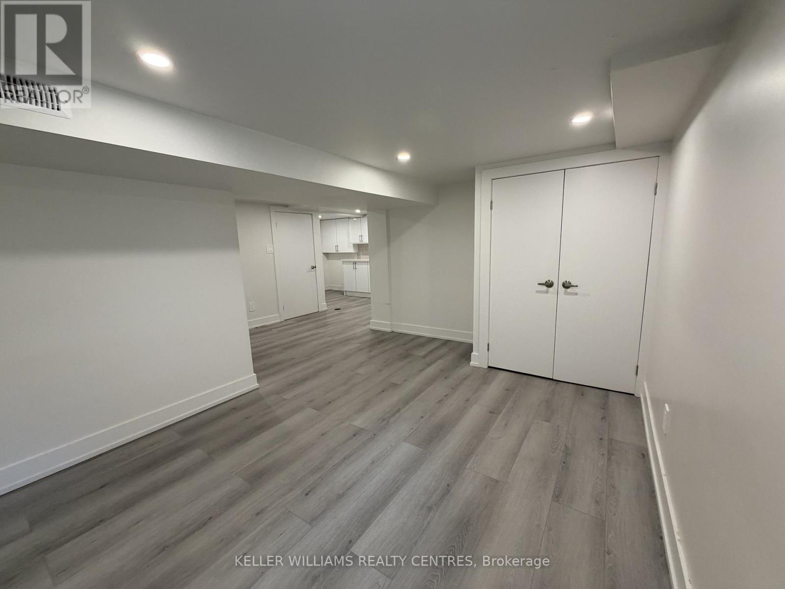 Lower - 9 Sanderson Road, Toronto, Ontario  M9V 1C6 - Photo 17 - W13162834