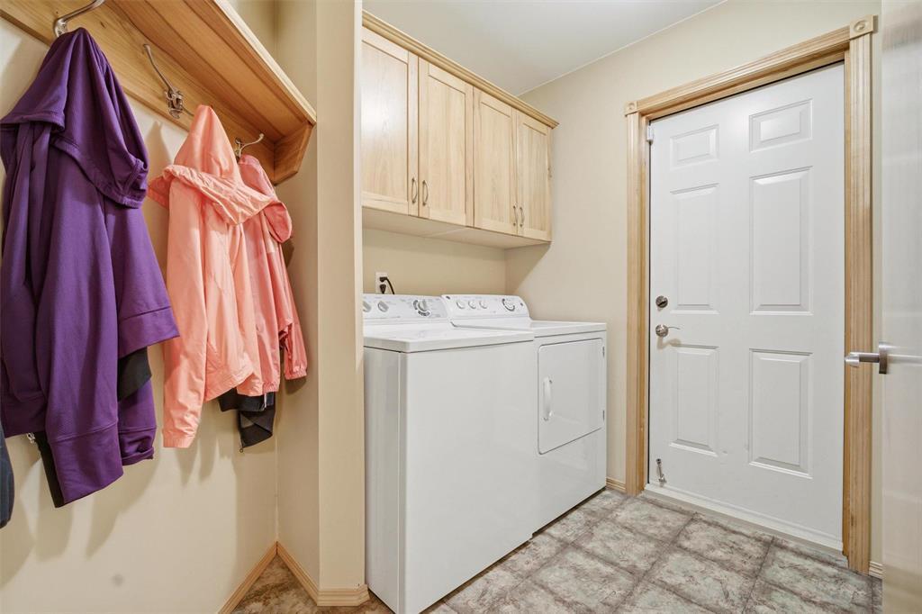 11 Parkwood Cove, Steinbach, Manitoba R5G 2G2 - Photo 14 - 202612072