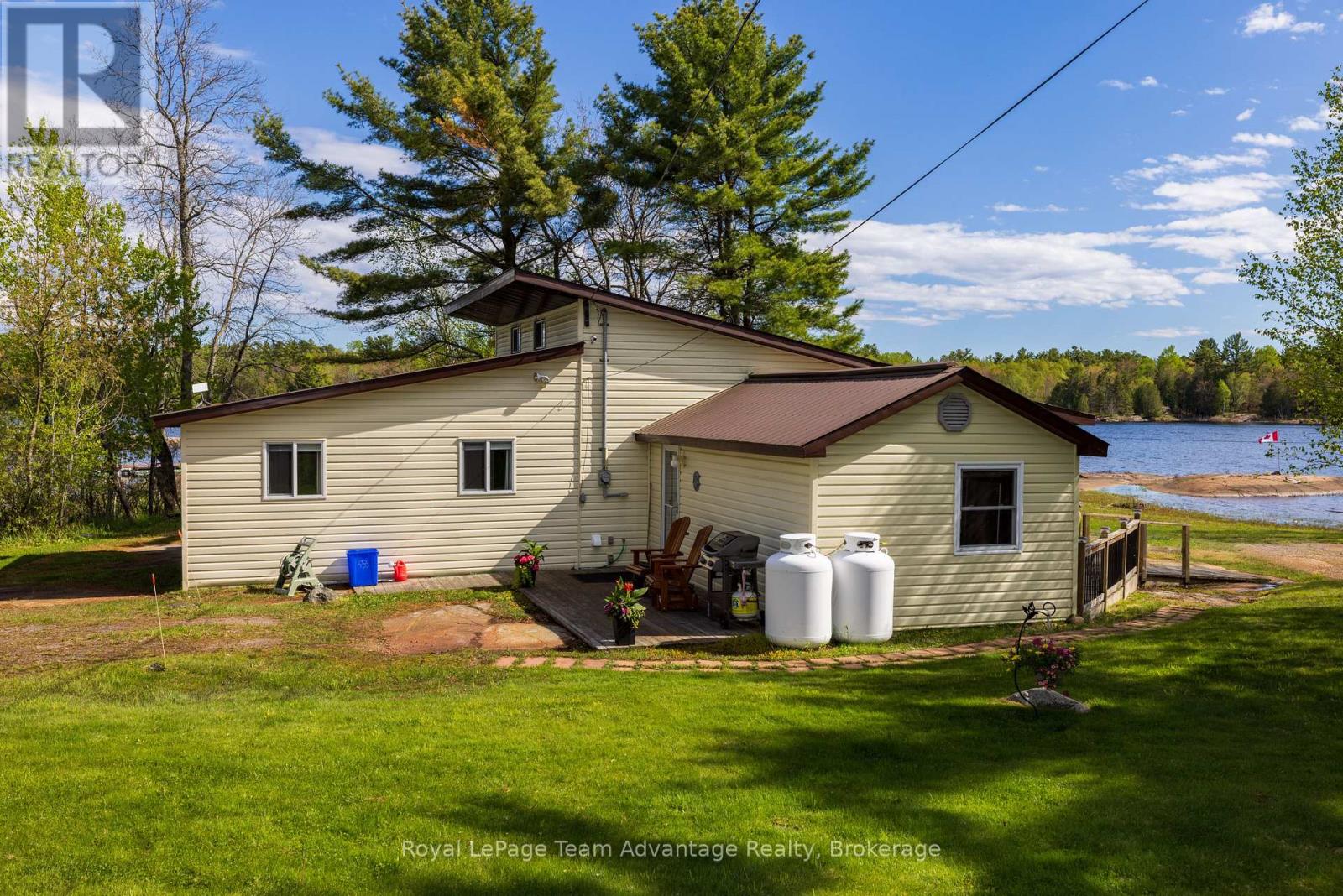 2420 Riverside Drive, Parry Sound Remote Area, Ontario  P0G 1A0 - Photo 3 - X13224424
