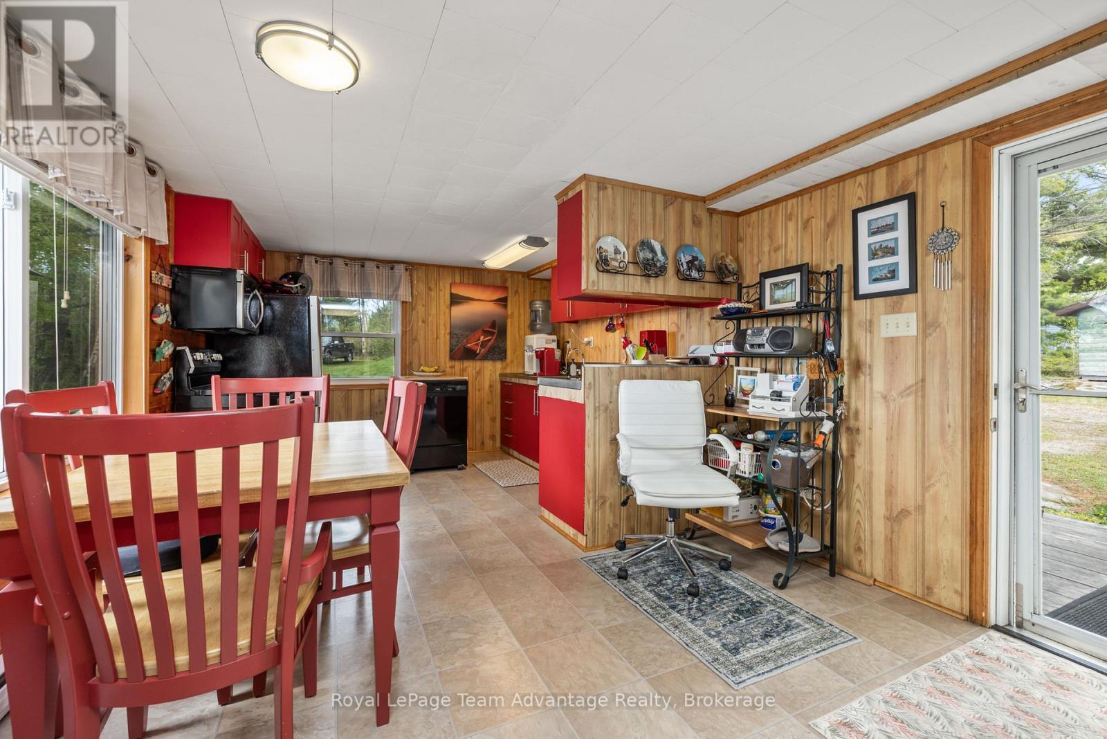2420 Riverside Drive, Parry Sound Remote Area, Ontario  P0G 1A0 - Photo 8 - X13224424