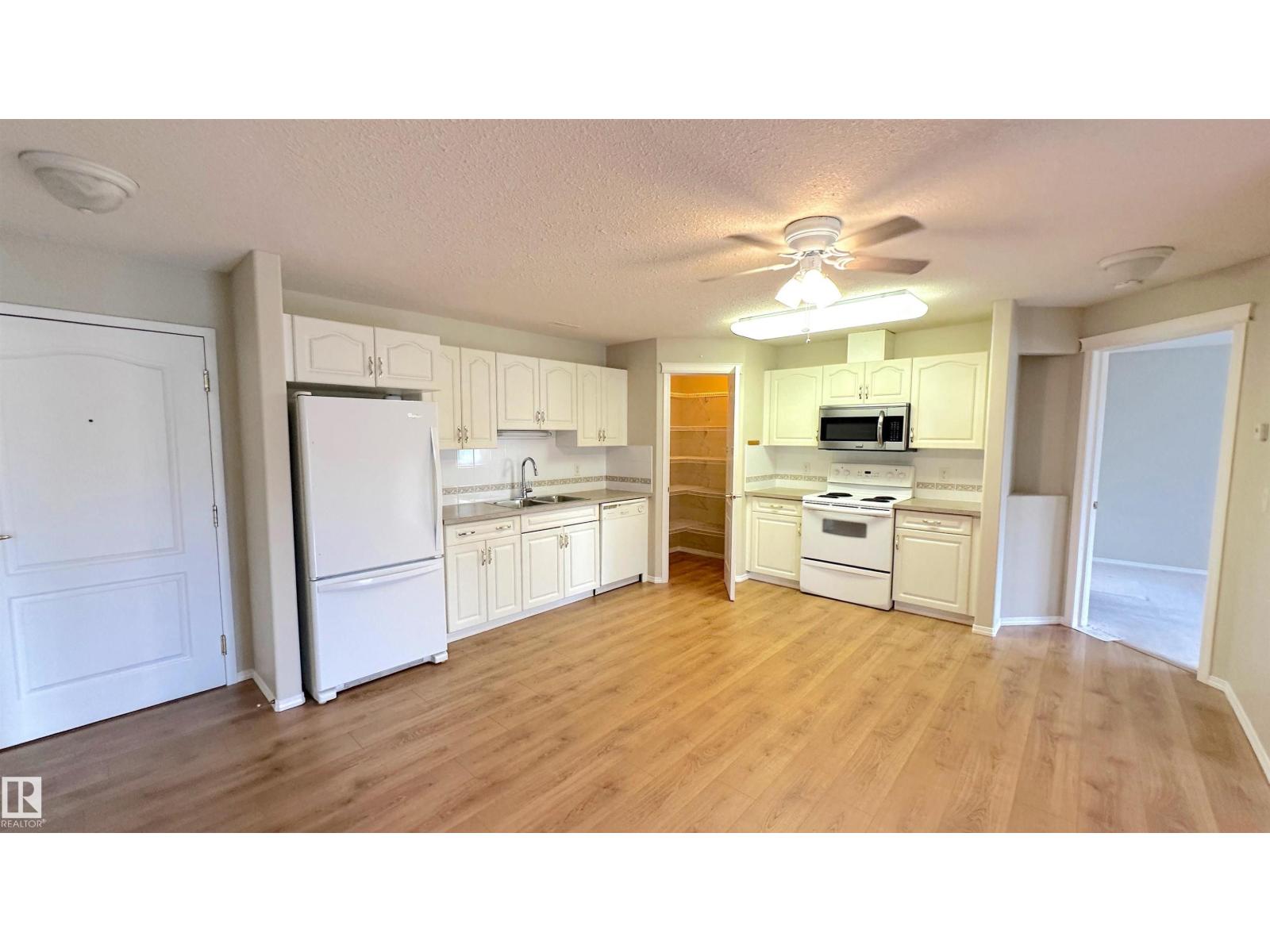 #218 237 Youville Dr E Nw, Edmonton, Alberta  T6L 7G2 - Photo 2 - E4491174