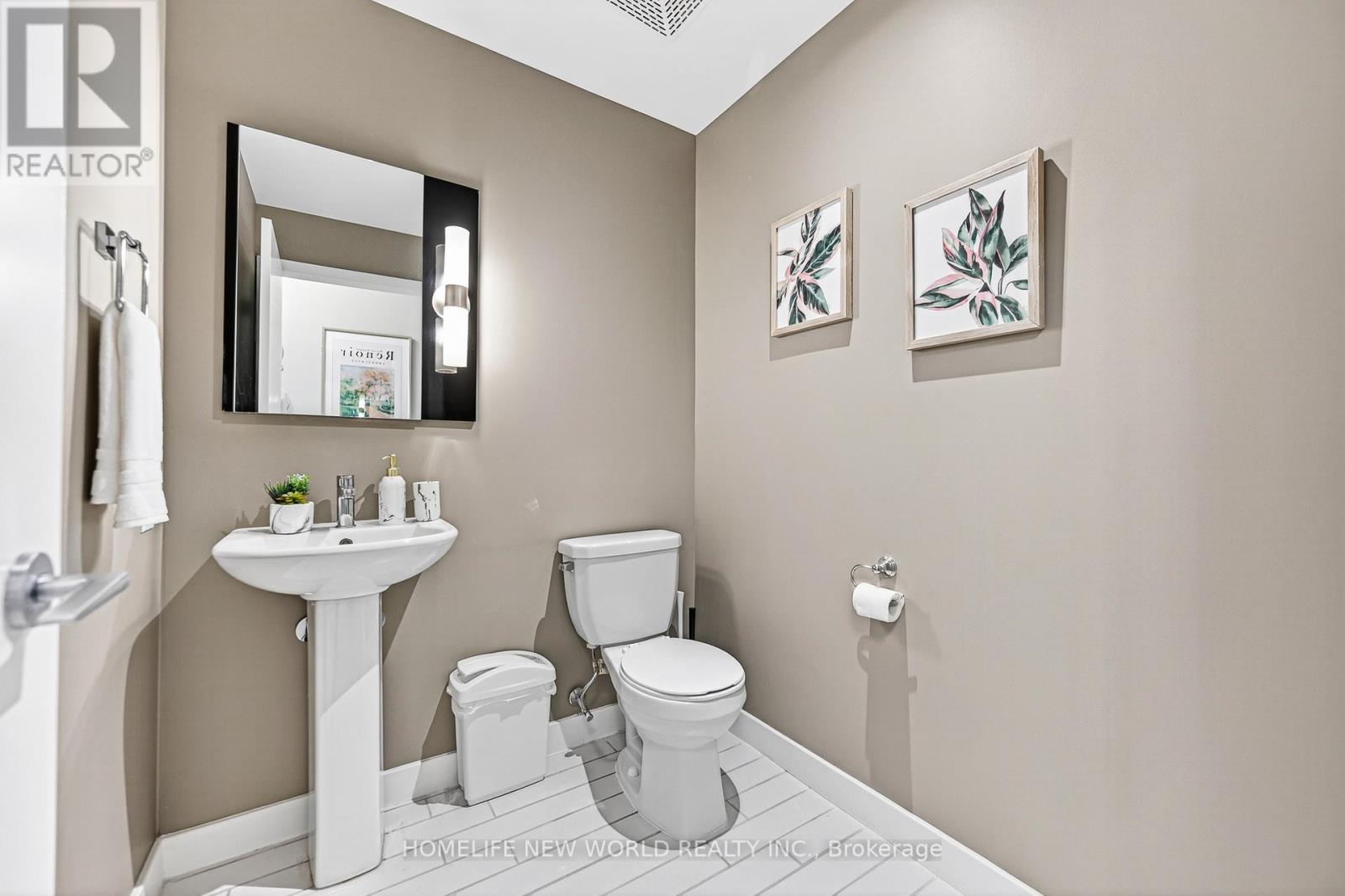 Th2 - 19 Singer Court, Toronto, Ontario  M2K 0B2 - Photo 30 - C13101586