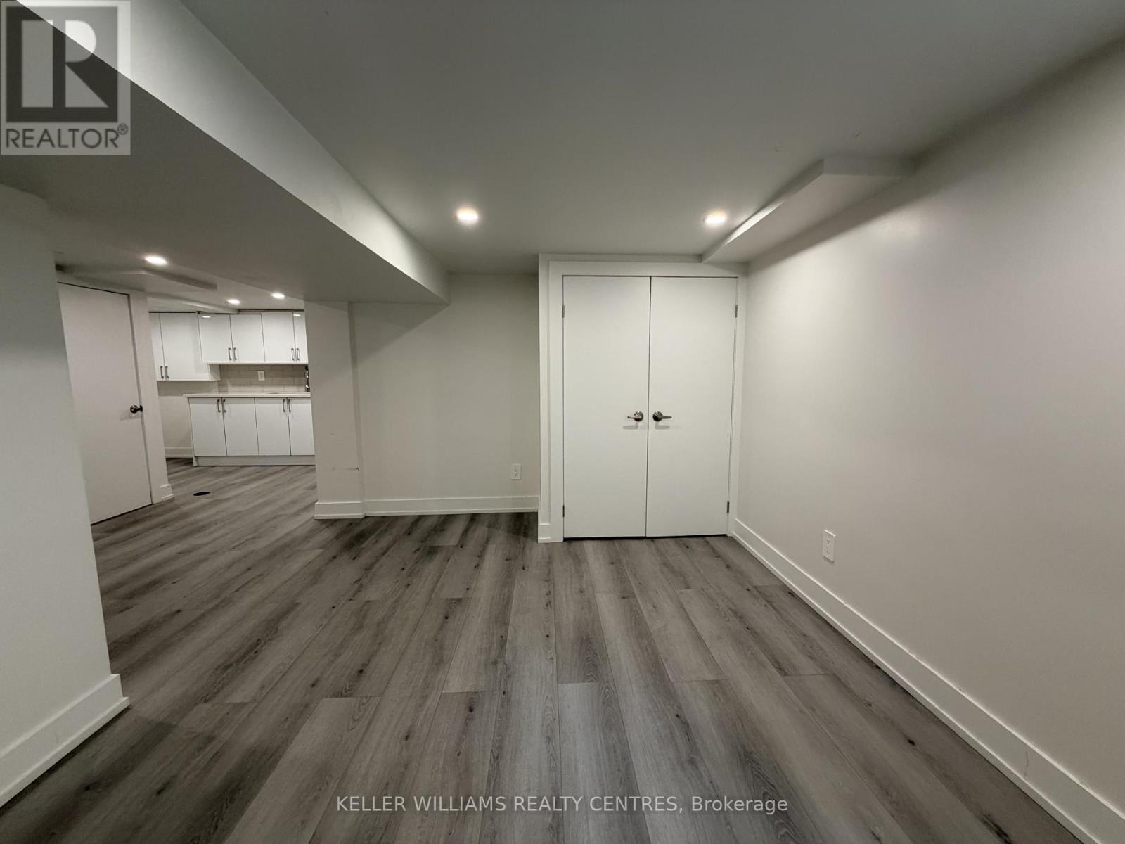 Lower - 9 Sanderson Road, Toronto, Ontario  M9V 1C6 - Photo 16 - W13162834