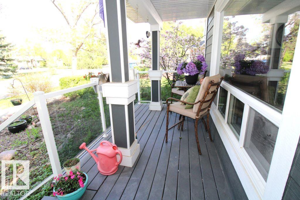 7715 84 Av NW, Edmonton, Alberta  T6C 1C3 - Photo 2 - E4490856