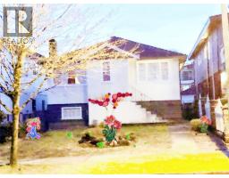 <div class="price">$4,999,999</div> 74 E 37th Avenue, Vancouver<br><div style="margin-bottom:8px;"><small>Royal Pacific Realty (Kingsway) Ltd.</small></div><div class='bed_bath'>5 Bed | 2 Bath</div>