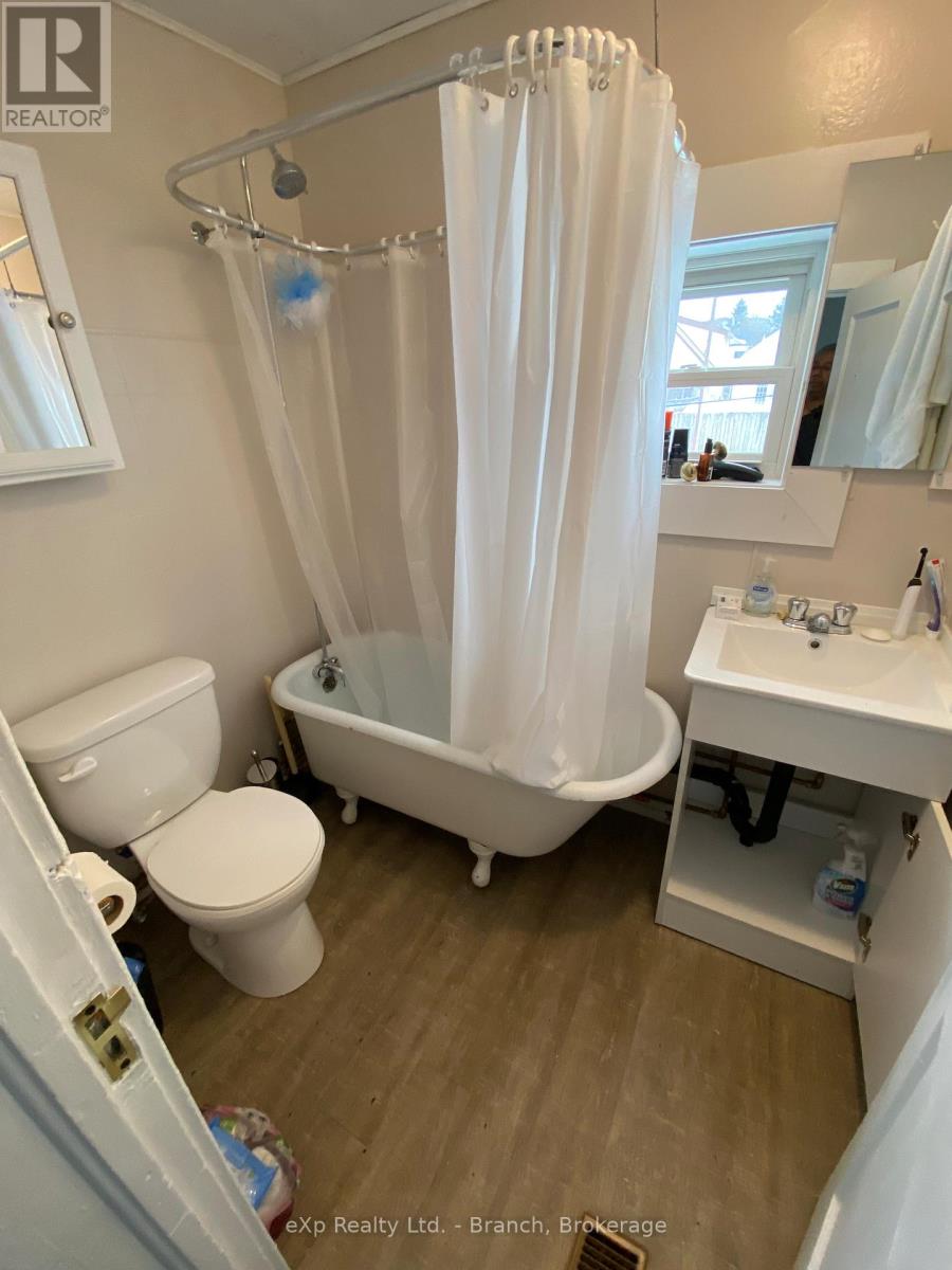 35 Main Street, Kirkland Lake, Ontario  P2N 3E2 - Photo 23 - T13225136