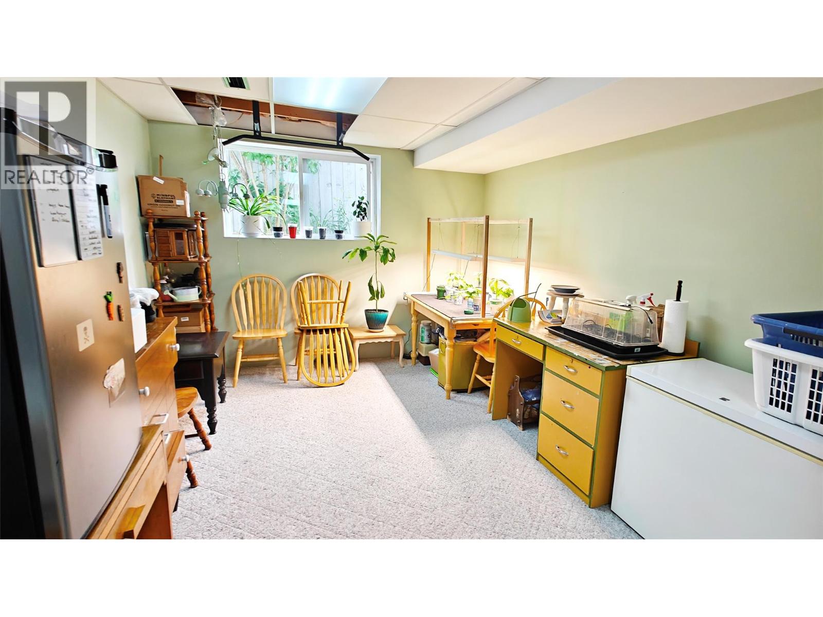 275 10th Avenue, Montrose, British Columbia  V0G 1P0 - Photo 32 - 10389597