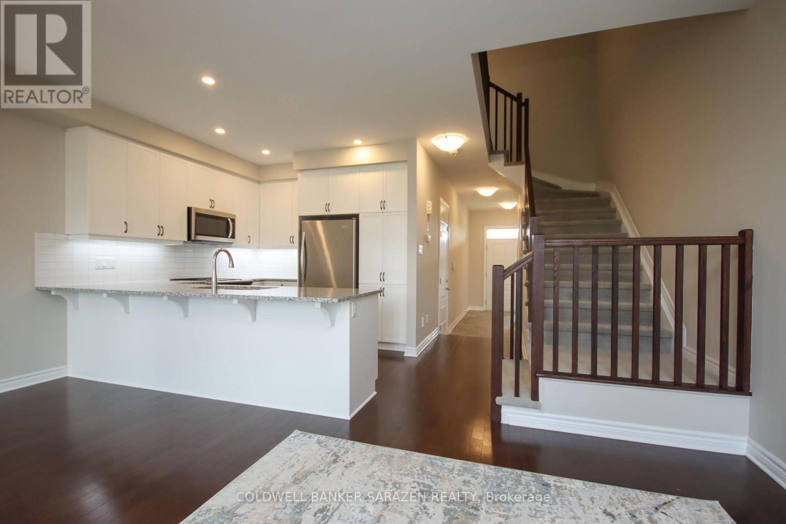 4043 Kelly Farm Drive, Ottawa, Ontario K1T 0E3 - Photo 8 - X13225174