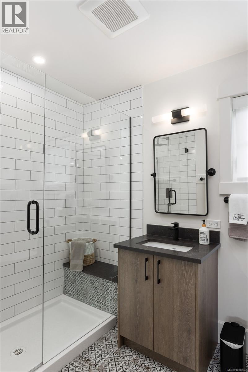 839 Clayton Rd, North Saanich, British Columbia  V8L 5M3 - Photo 33 - 1038849