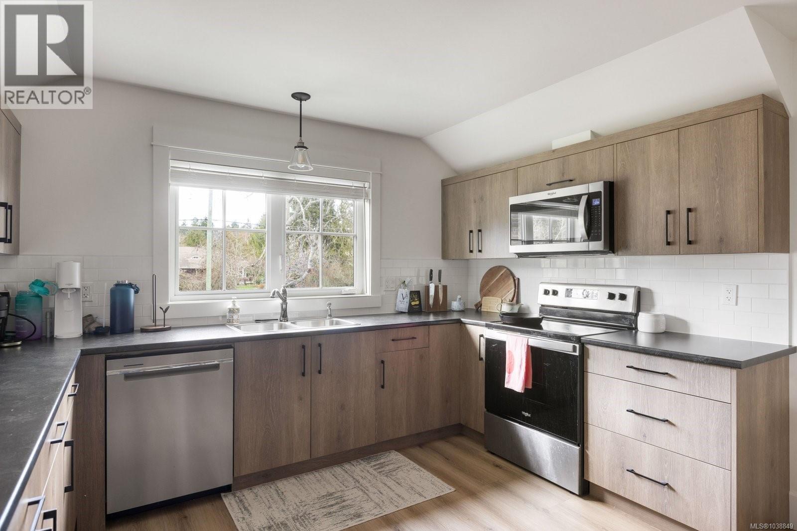 839 Clayton Rd, North Saanich, British Columbia  V8L 5M3 - Photo 35 - 1038849