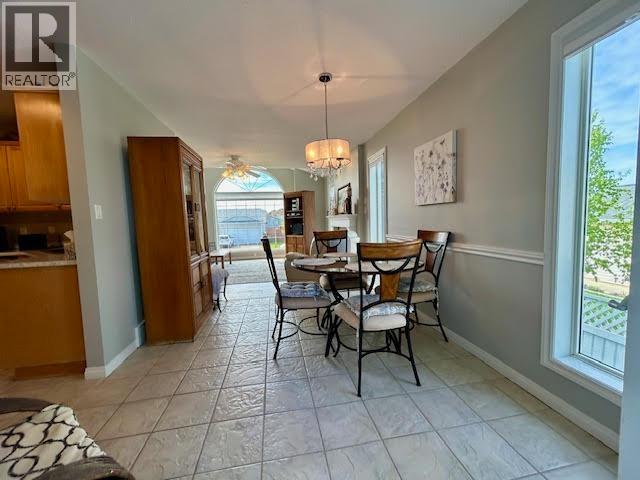 5515 W 57 Avenue, Fort Nelson, British Columbia  V0C 1R0 - Photo 7 - R3130321