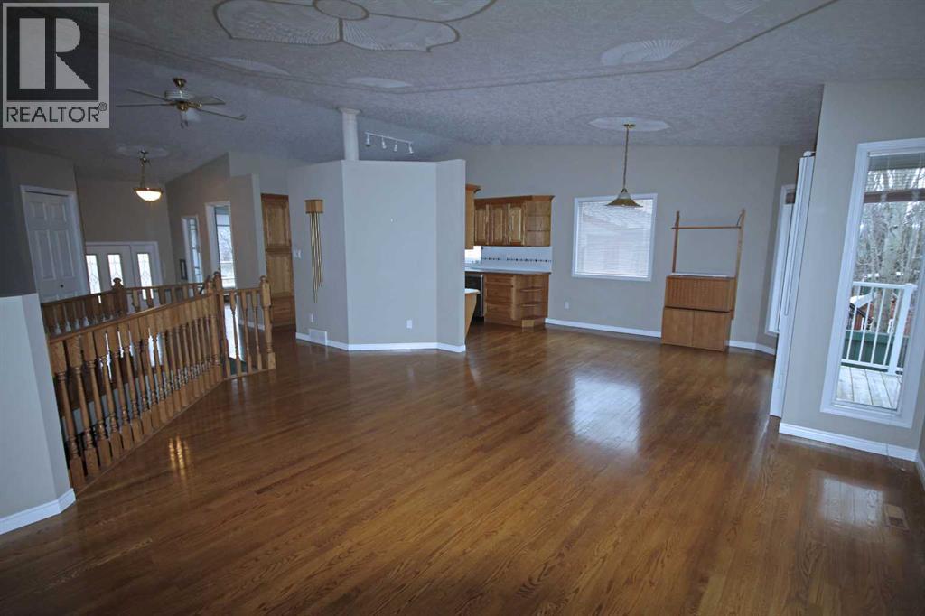 25 Willow Springs Crescent, Sylvan Lake, Alberta  T4S 1G1 - Photo 19 - A2302930