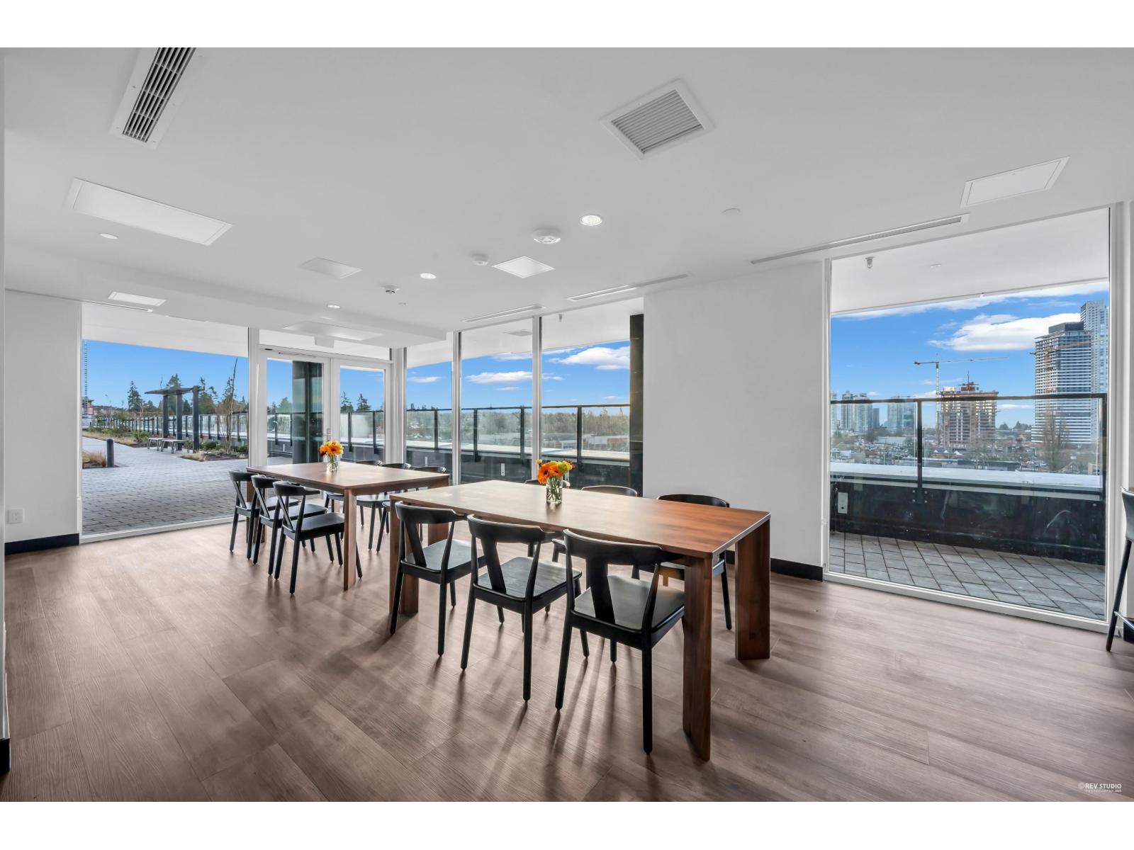 2301 10750 135a Street, Surrey, British Columbia  V3T 0V4 - Photo 12 - R3130457