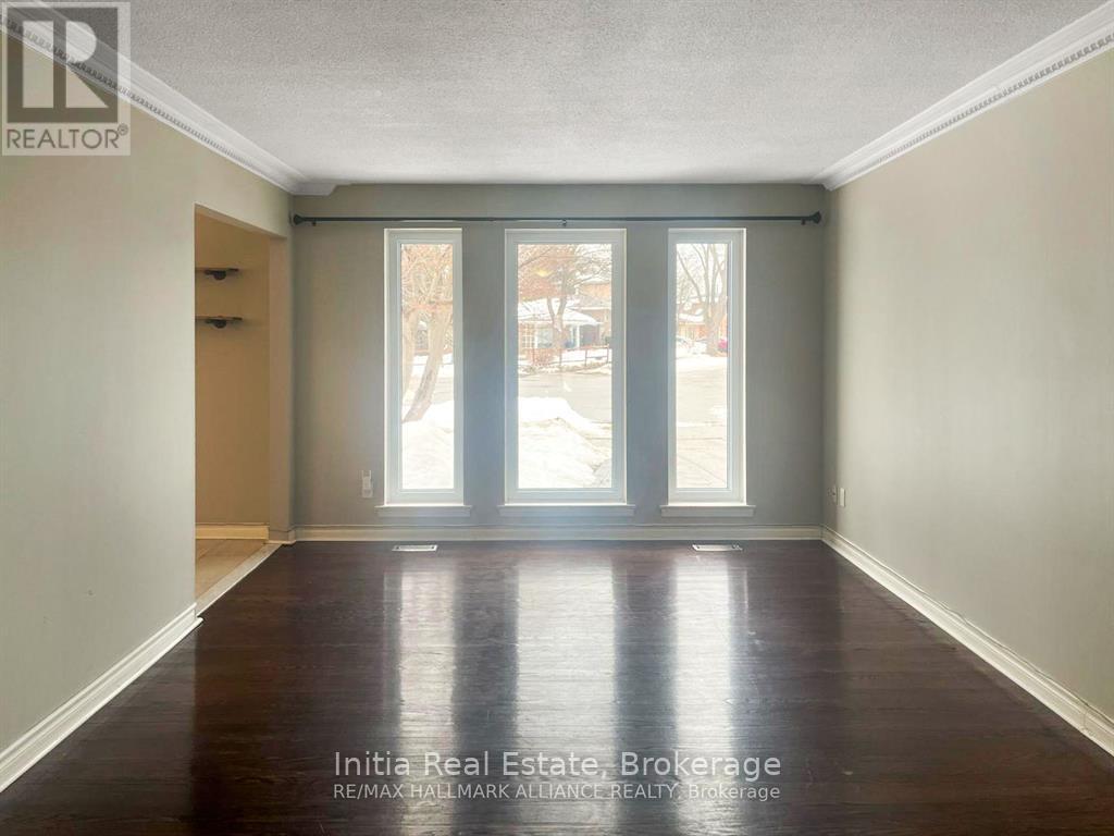 Main - 15 Grove Park Crescent, Toronto, Ontario  M2J 2C7 - Photo 3 - C13225178