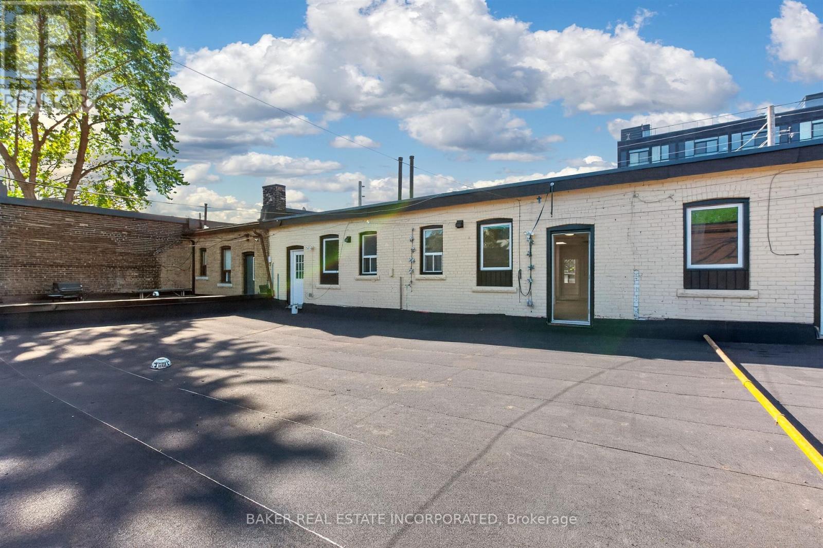 2 - 922 Queen Street E, Toronto, Ontario  M4M 1J5 - Photo 20 - E13225114