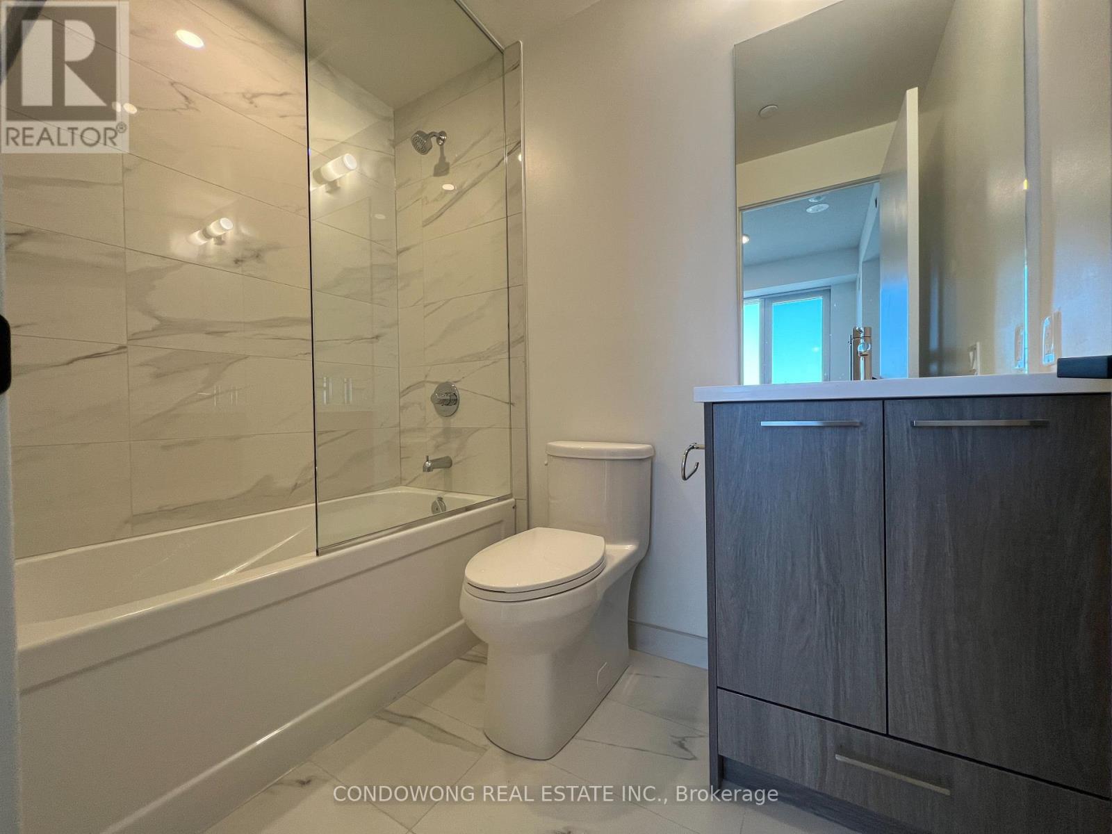 2606 - 28 Interchange Way, Vaughan, Ontario  L4K 0P8 - Photo 7 - N13225170