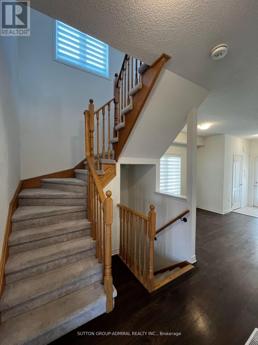 15 Hills Thistle Drive, Wasaga Beach, Ontario  L9Z 0J3 - Photo 5 - S13225158