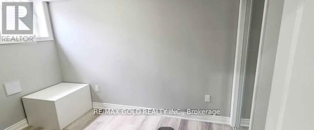 Bsmt - 29 Sunny Glen Crescent, Brampton, Ontario  L7A 2C6 - Photo 6 - W13225092
