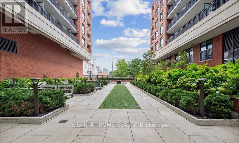 608 - 3091 Dufferin Street, Toronto, Ontario  M6A 0C4 - Photo 10 - W13225126