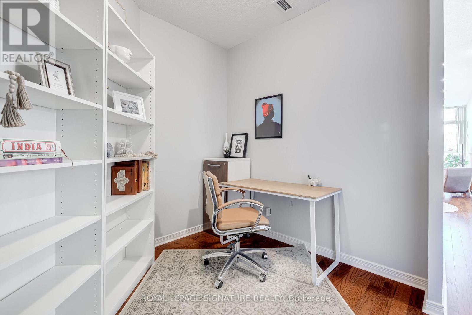 204 - 2230 Lake Shore Boulevard W, Toronto, Ontario  M8V 0B2 - Photo 26 - W13225134