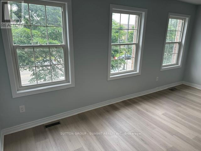 5440 Tenth Line W, Mississauga, Ontario  L5M 0G5 - Photo 2 - W13225196