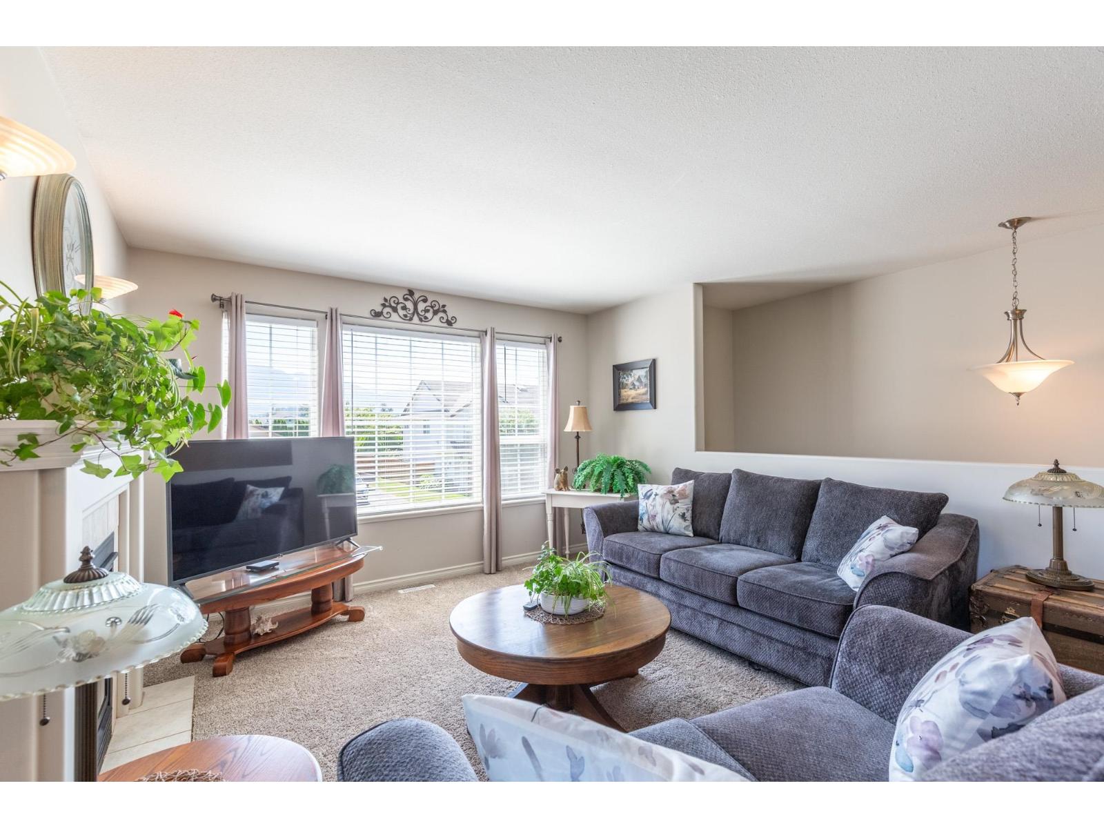 46371 Ranchero Drive, Sardis East Vedder, Chilliwack, British Columbia  V4Z 1K2 - Photo 8 - R3130265