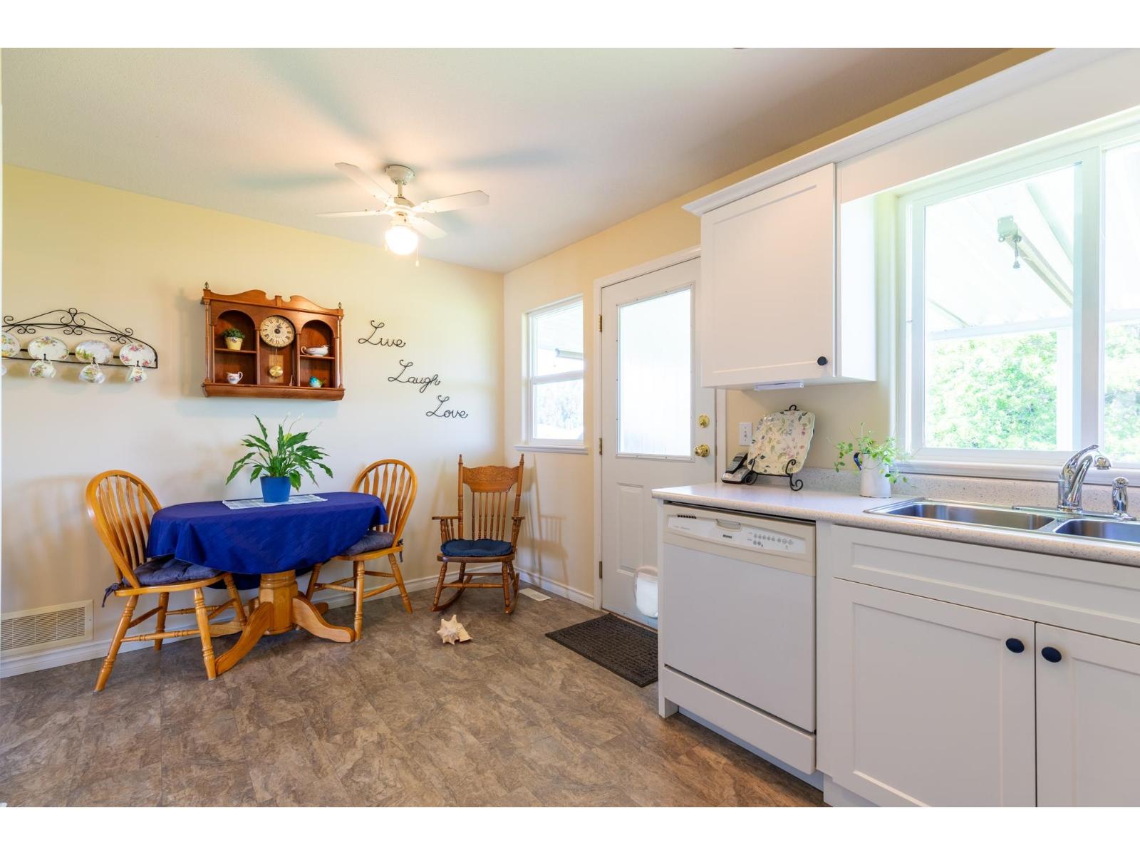 46371 Ranchero Drive, Sardis East Vedder, Chilliwack, British Columbia  V4Z 1K2 - Photo 16 - R3130265