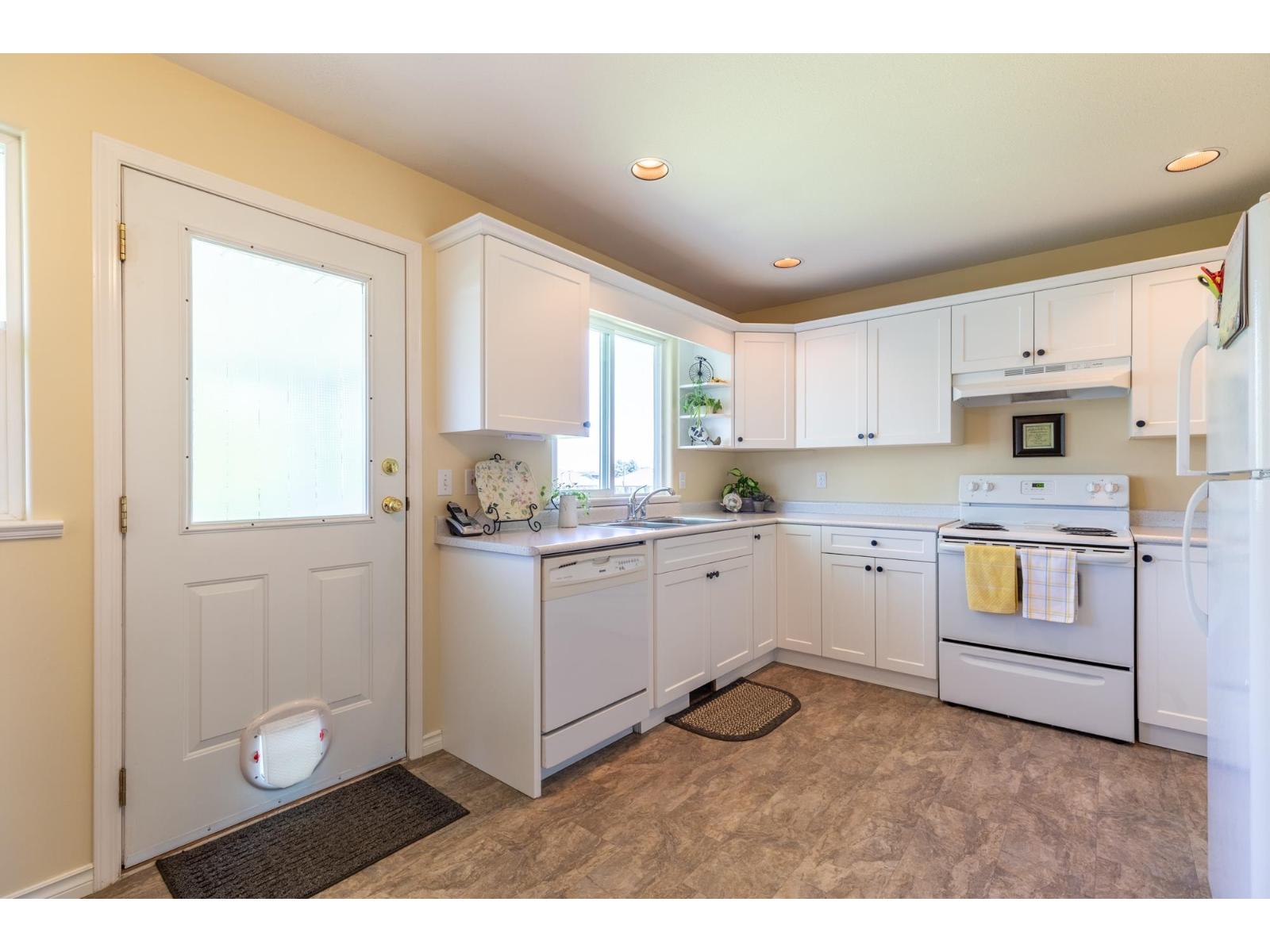 46371 Ranchero Drive, Sardis East Vedder, Chilliwack, British Columbia  V4Z 1K2 - Photo 9 - R3130265